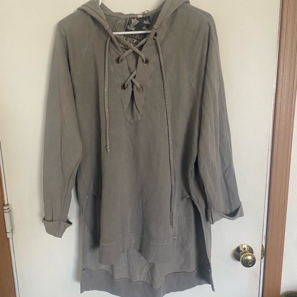 Young fabulous and broke tunic with slits high low